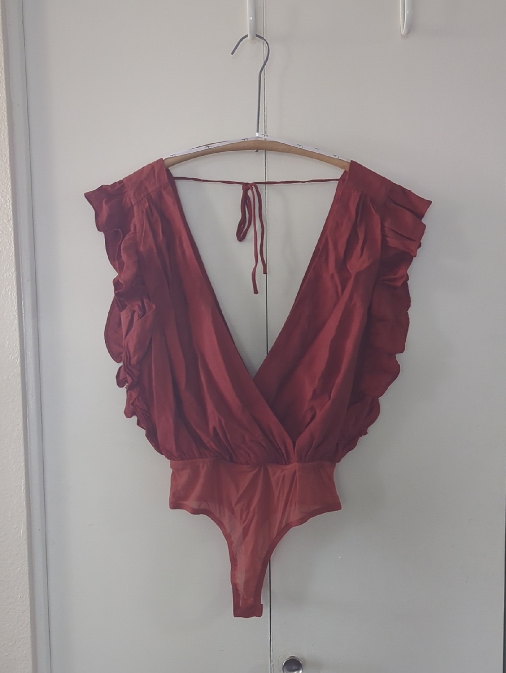 Ruffled Deep V Bodysuit - Rust